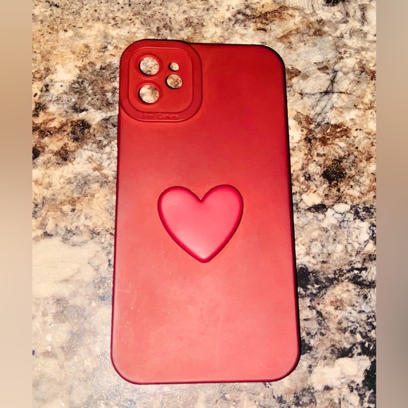 Two iPhone 11 heart decor phone cases - Picture 3 of 3